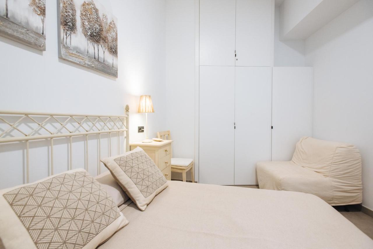 Apartamento Centrico En La Calle Cruz Verde, 10 Севілья Екстер'єр фото